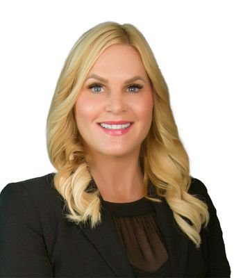 Portrait of Melissa Stelzle, REALTOR®.